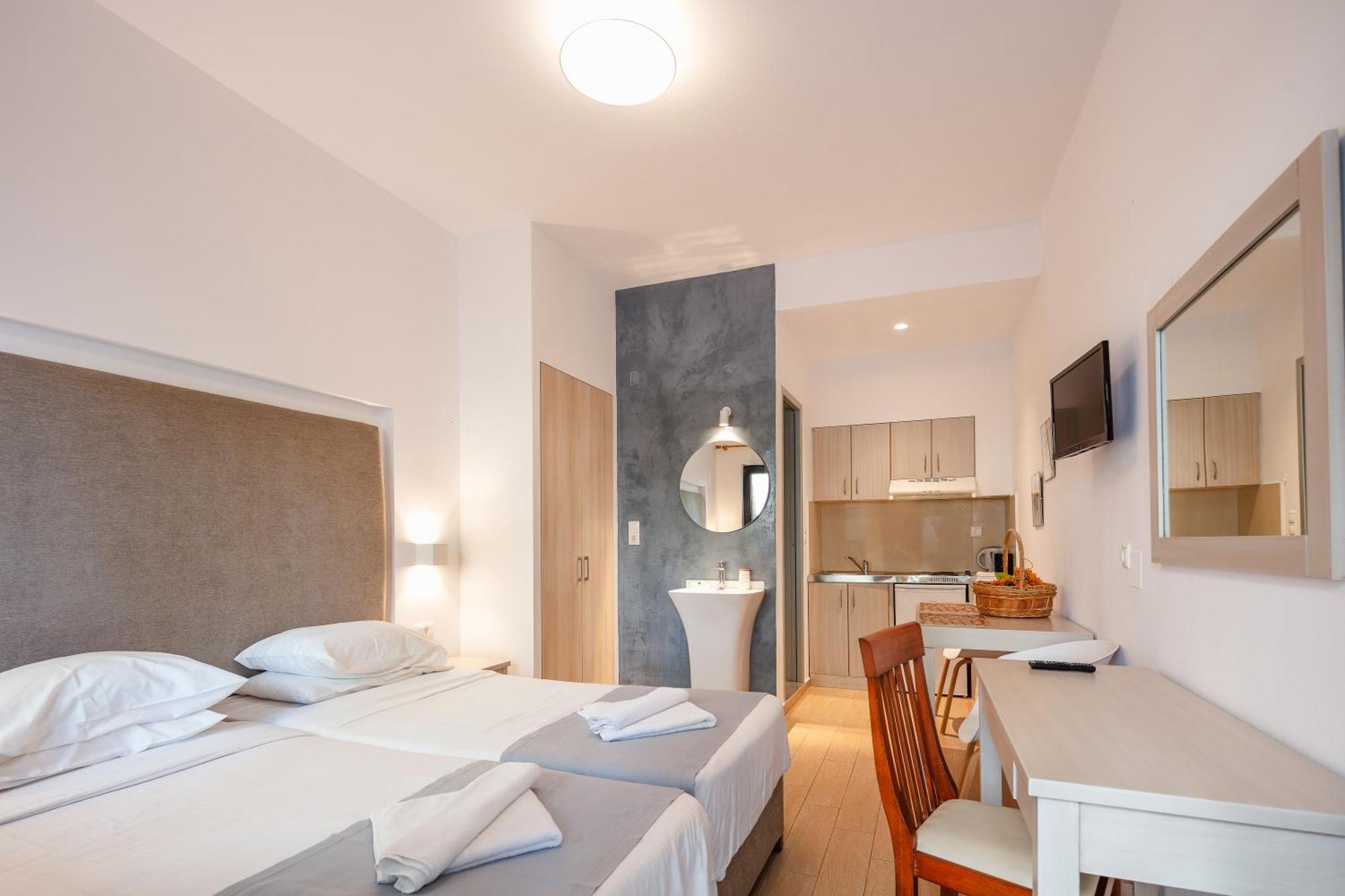Golden Bay Boutique Hotel & Bungalows Kokkini Hani Bagian luar foto